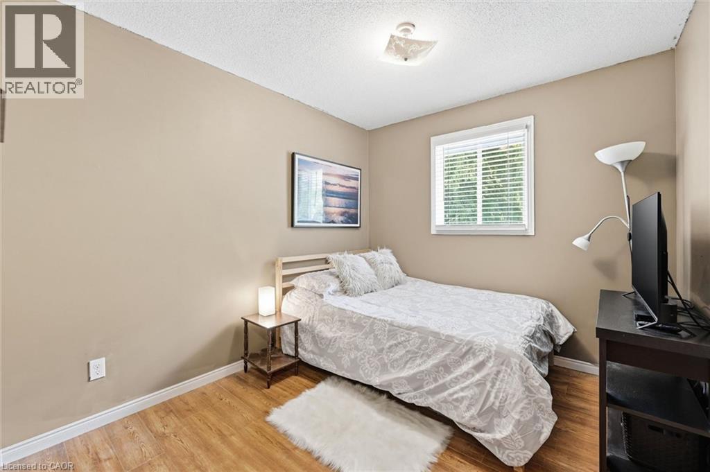 28 Rousseaux Street, Hamilton, Ontario  L9G 2W5 - Photo 17 - 40873865