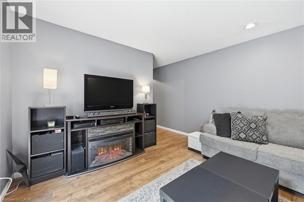 28 Rousseaux Street, Hamilton, Ontario  L9G 2W5 - Photo 41 - 40873865