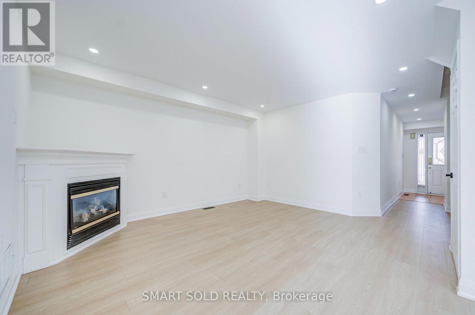 47 Robideau Place, Whitby, Ontario  L1R 3G6 - Photo 11 - E14116316