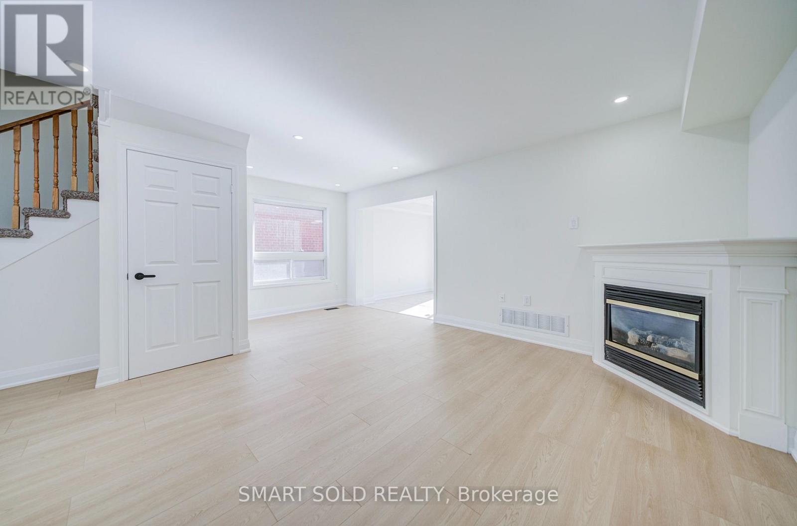 47 Robideau Place, Whitby, Ontario  L1R 3G6 - Photo 16 - E14116316