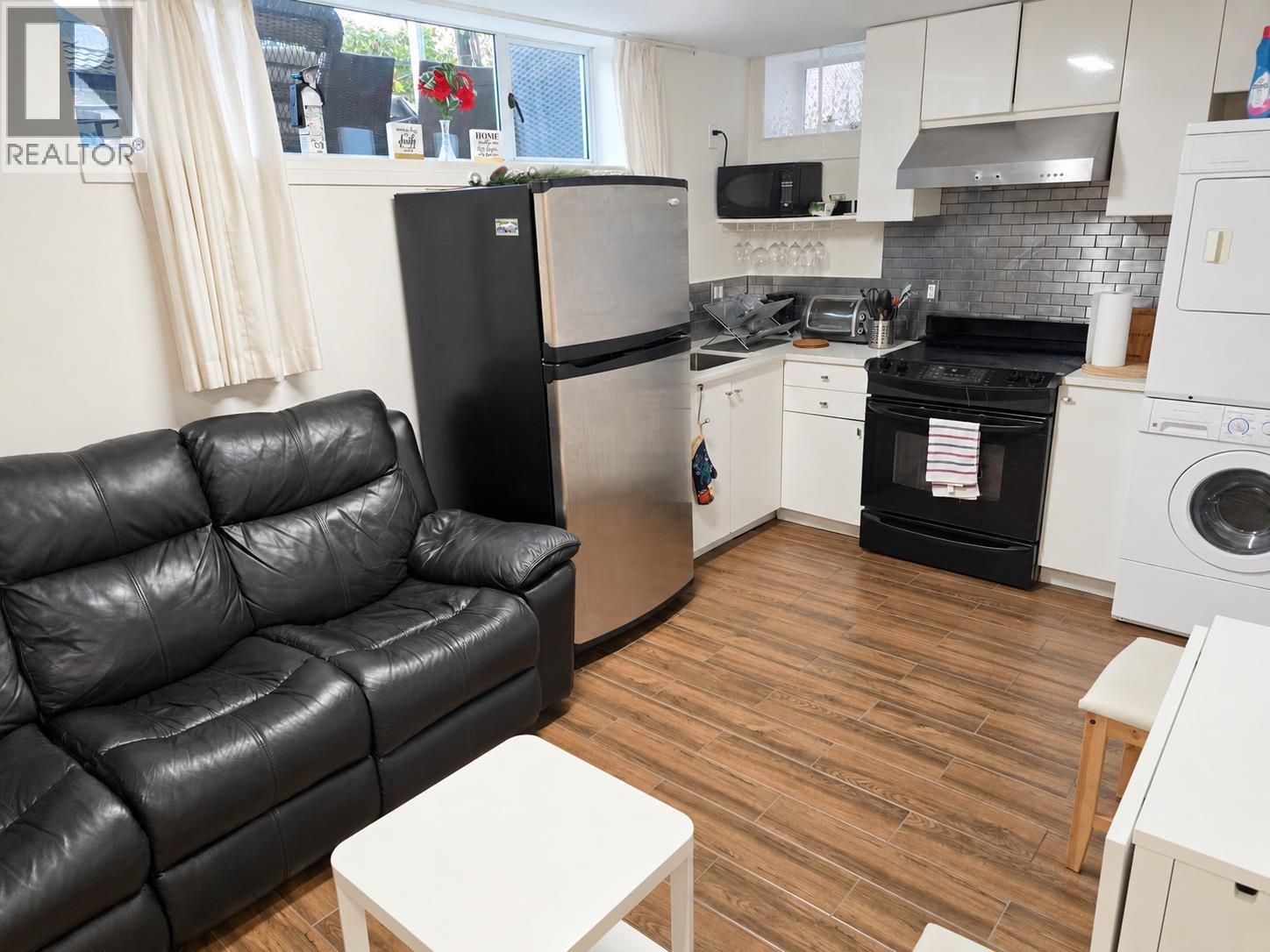 1023 E 17TH AVENUE, vancouver, British Columbia
