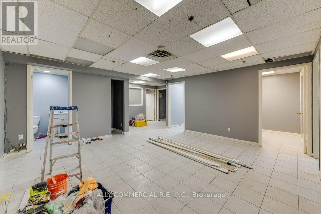 15 - 955 Wilson Avenue, Toronto, Ontario  M3K 2A8 - Photo 7 - W14116176