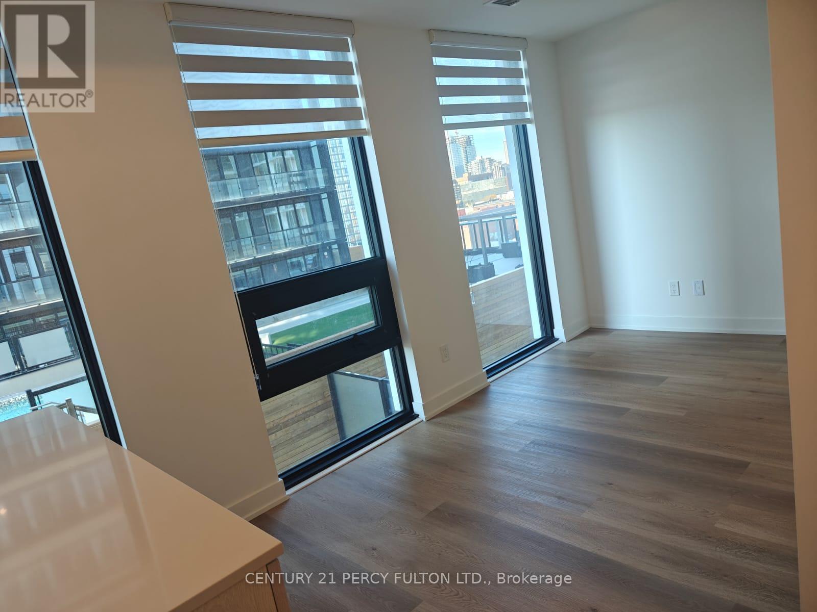 1017 - 101 John Street N, Hamilton, Ontario  L8R 0B8 - Photo 3 - X14116230
