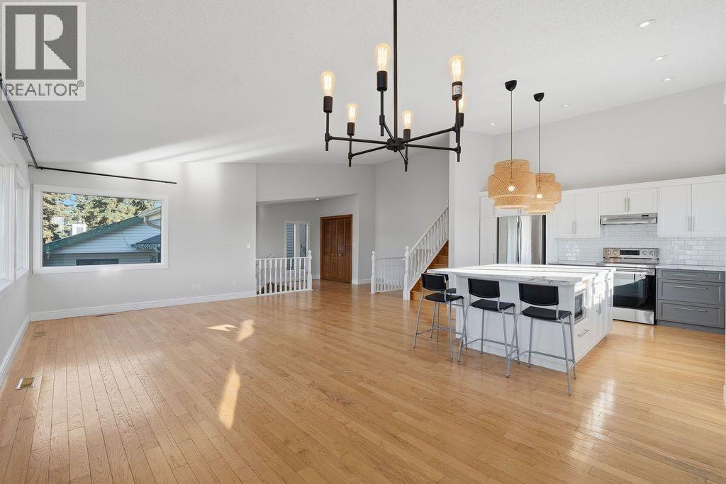 88 Woodfield Drive Sw, Calgary, Alberta  T2W 3T5 - Photo 12 - A2353826