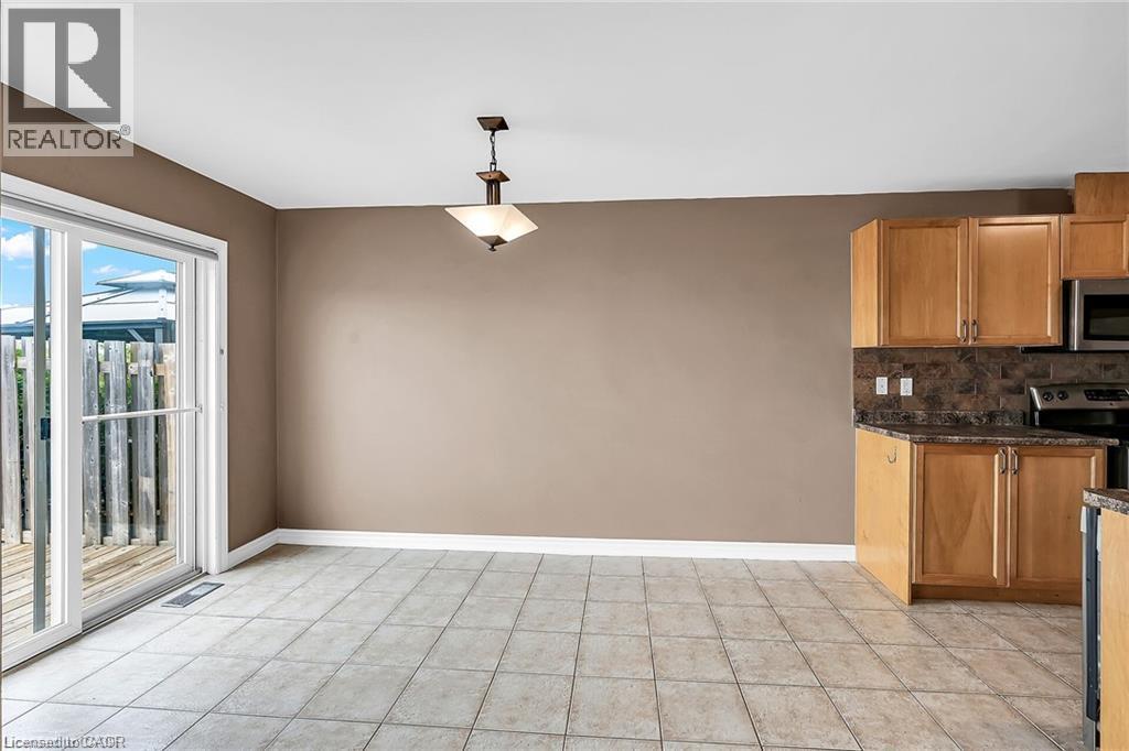301 Southbrook Drive, Binbrook, Ontario  L0R 1C0 - Photo 12 - 40873675