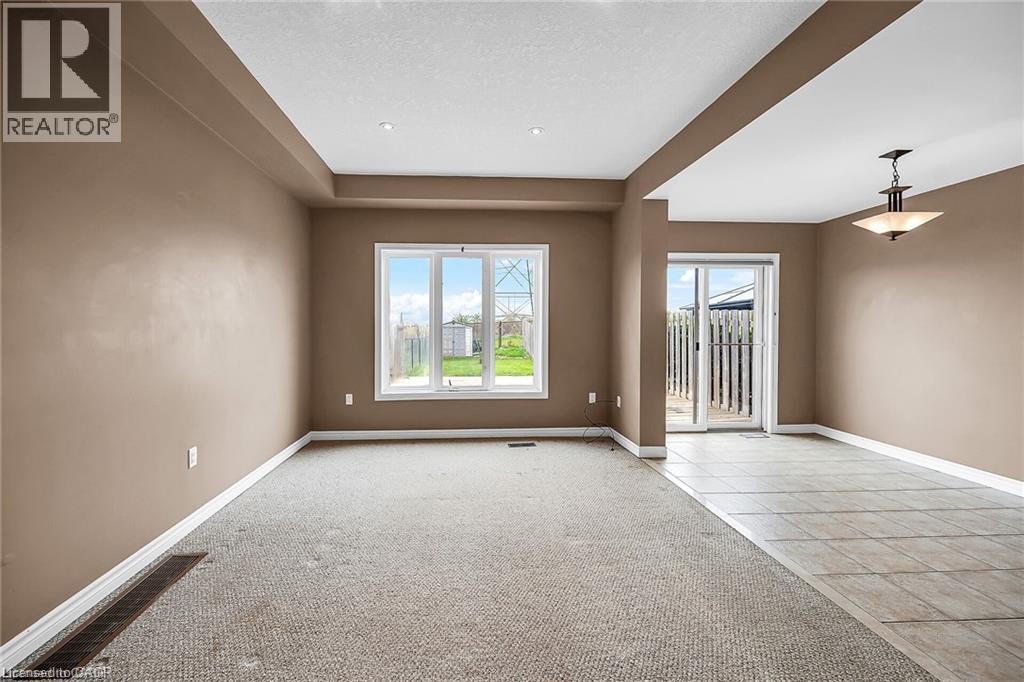 301 Southbrook Drive, Binbrook, Ontario  L0R 1C0 - Photo 7 - 40873675