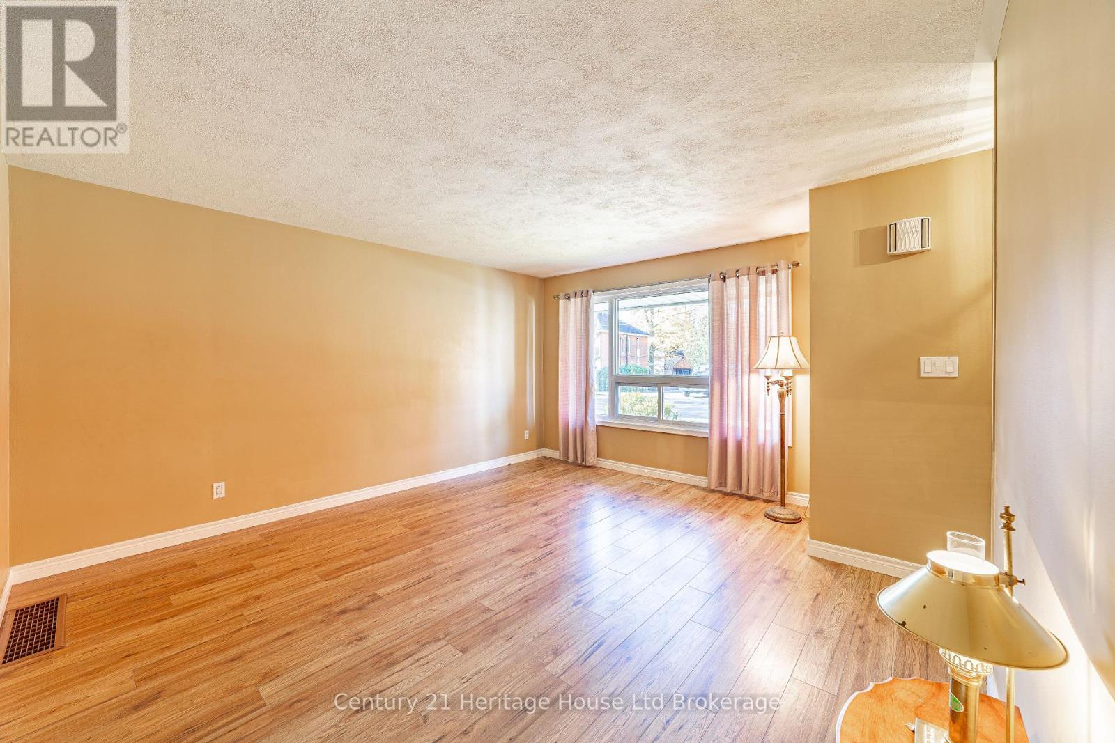 200 Delatre Street, Woodstock, Ontario  N4S 6C5 - Photo 15 - X14111078