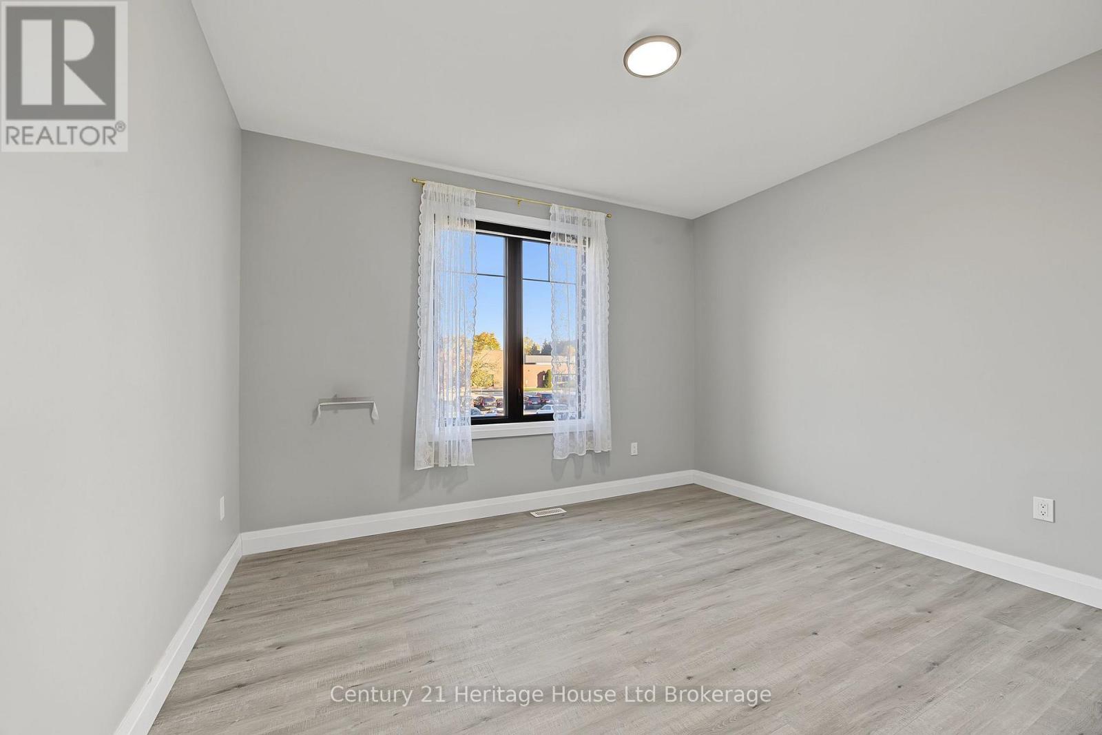 13a Southridge Road, Tillsonburg, Ontario  N4G 5T8 - Photo 28 - X14116542