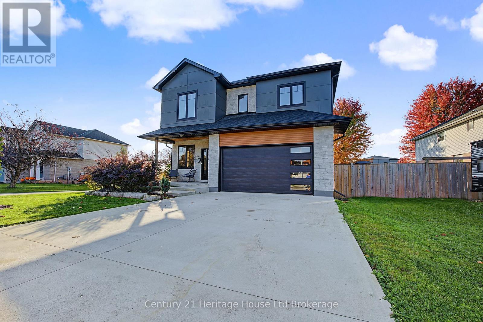 13a Southridge Road, Tillsonburg, Ontario  N4G 5T8 - Photo 4 - X14116542