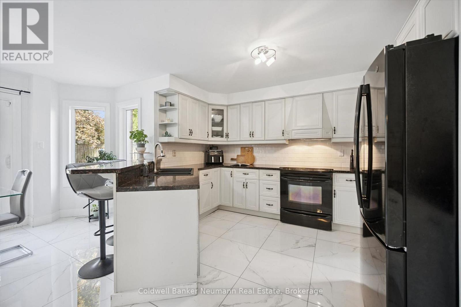 139 Hilborn Avenue, Cambridge, Ontario  N1T 1M9 - Photo 8 - X14116322