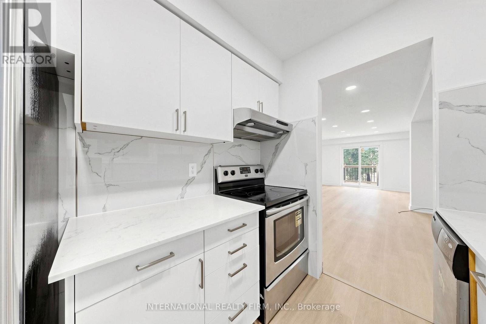 53 Jacob Fisher Drive, Toronto, Ontario  M1B 4K4 - Photo 15 - E14116470