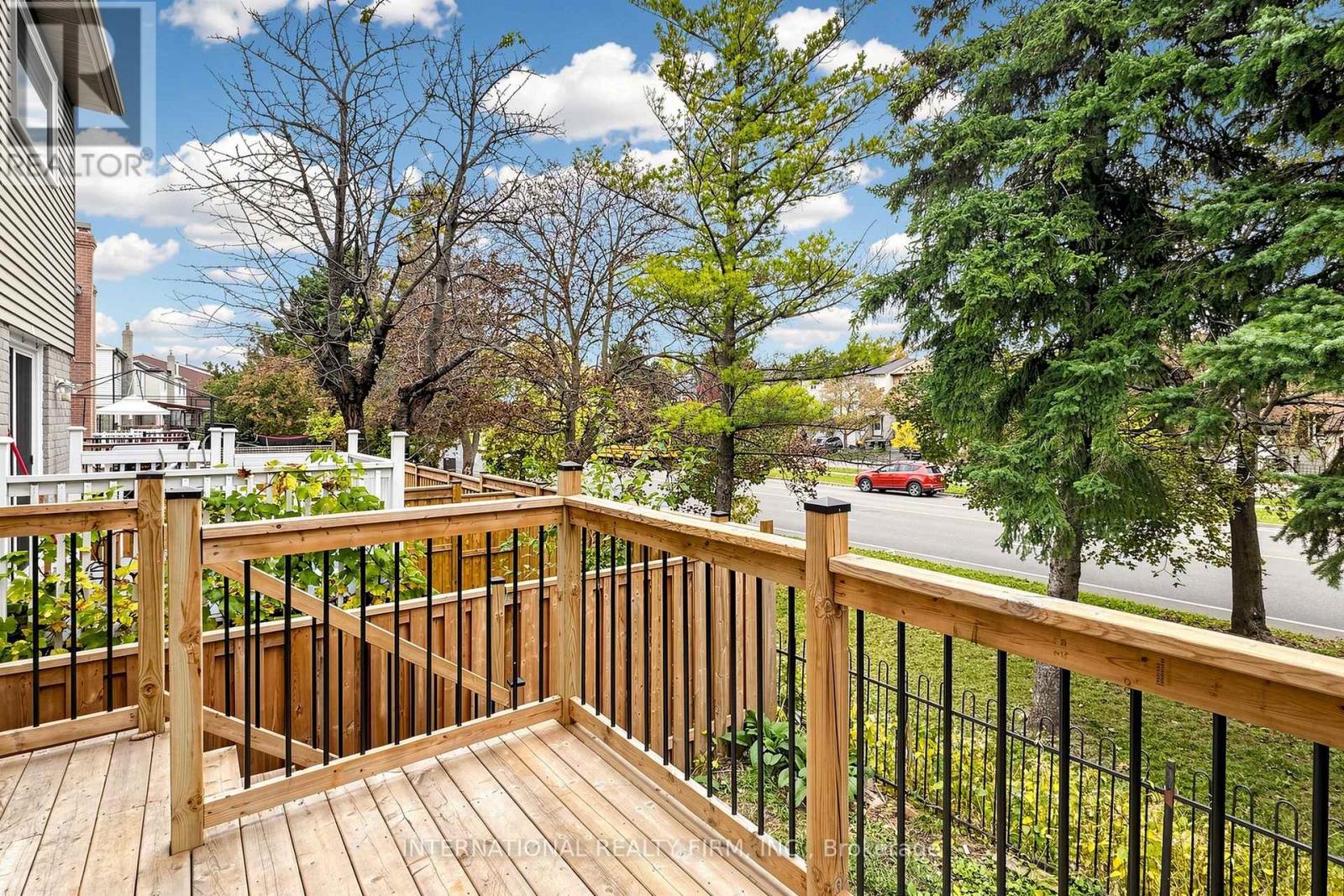 53 Jacob Fisher Drive, Toronto, Ontario  M1B 4K4 - Photo 38 - E14116470