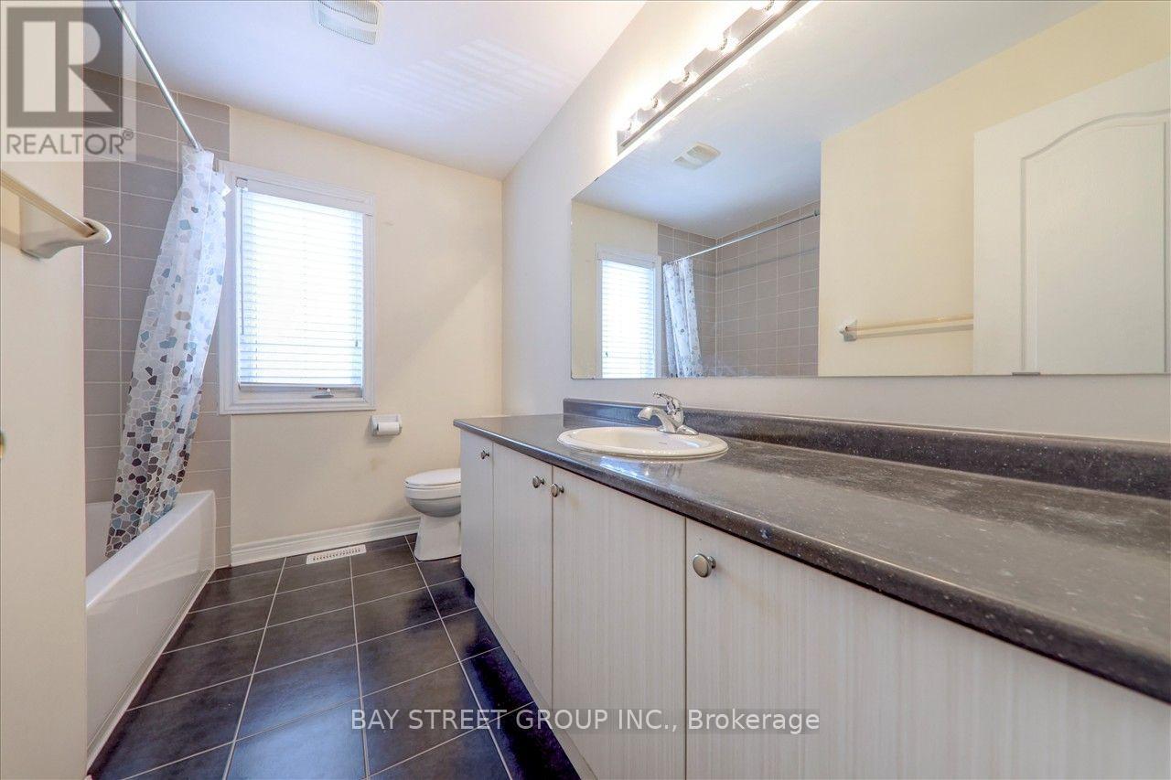 2485 Earl Grey Avenue, Pickering, Ontario  L1X 0B9 - Photo 26 - E14116490