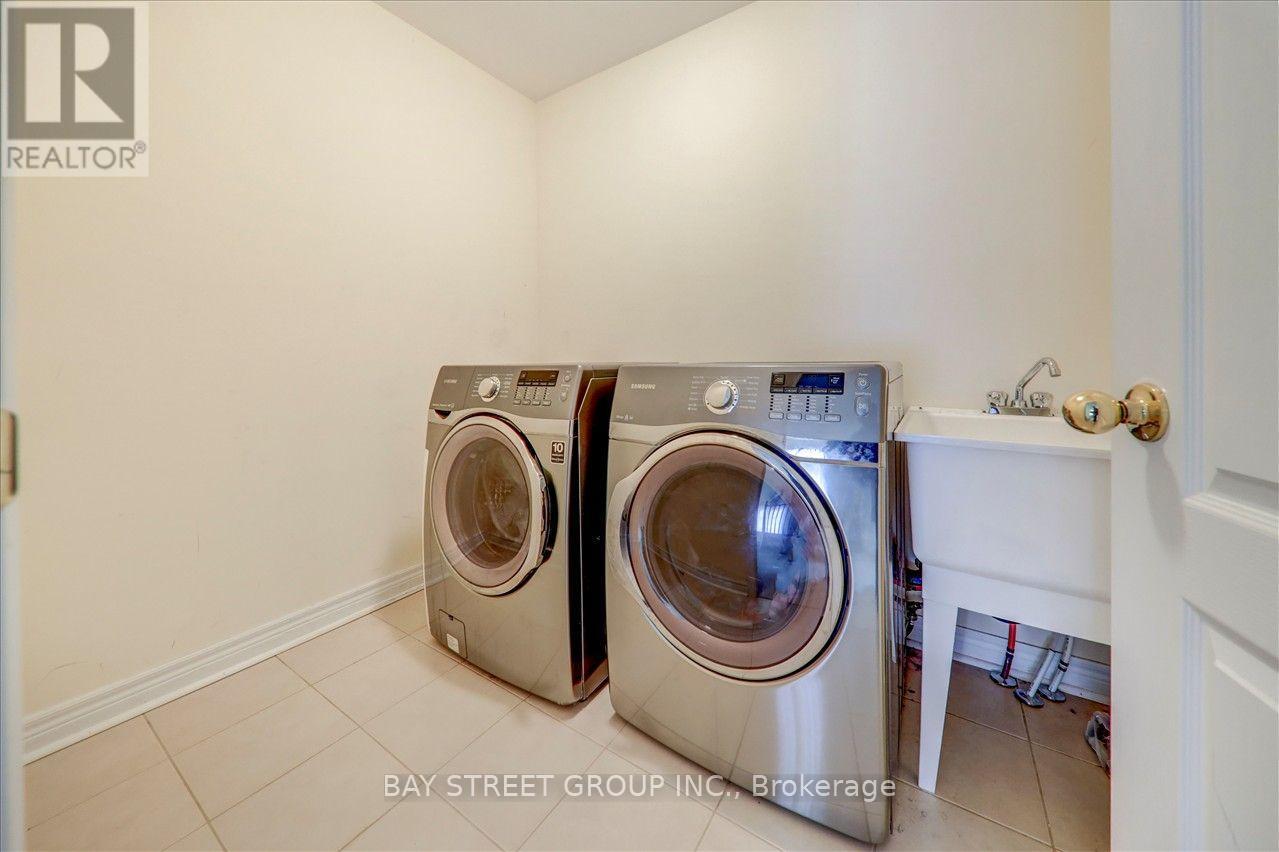 2485 Earl Grey Avenue, Pickering, Ontario  L1X 0B9 - Photo 31 - E14116490