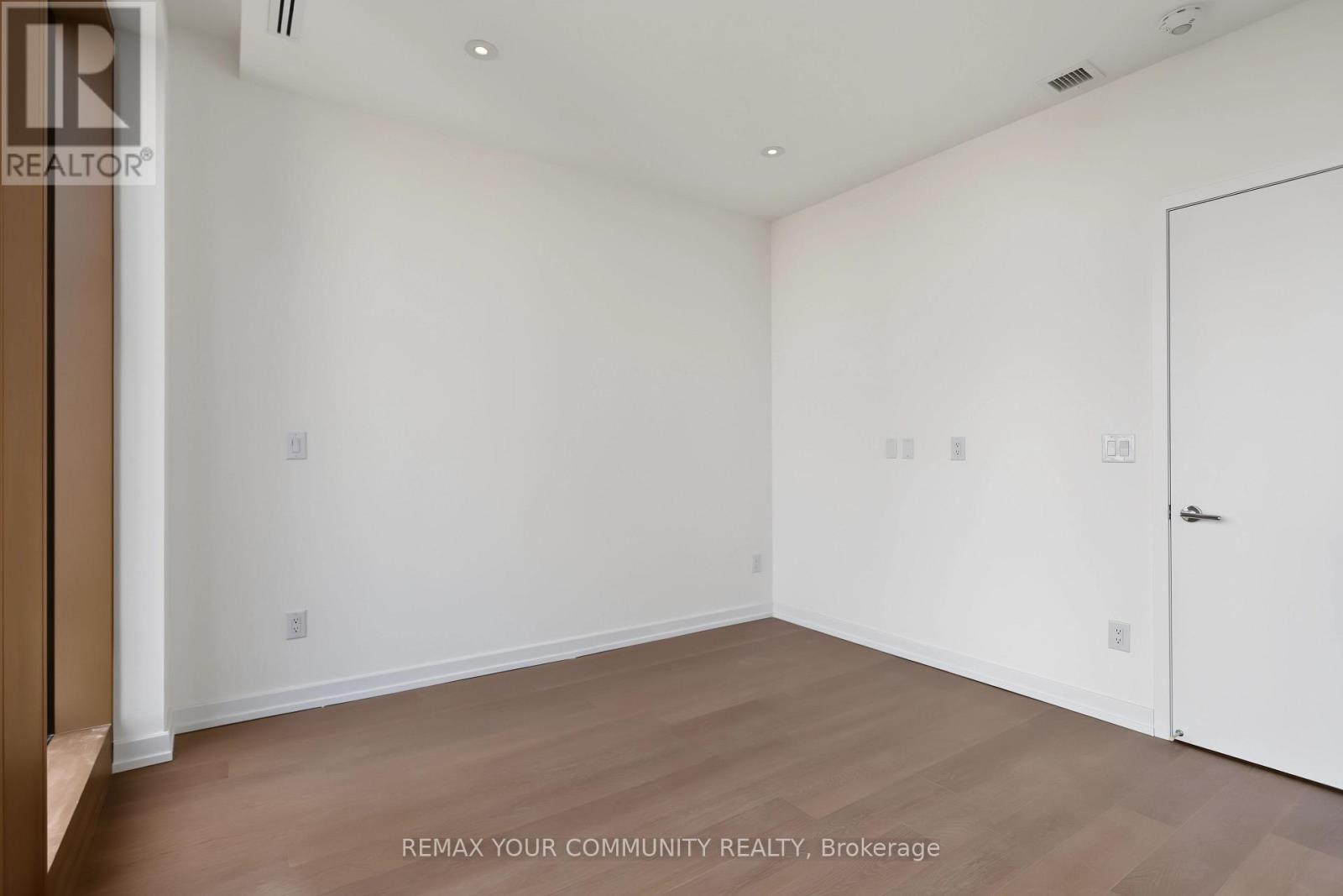 2301 - 1315 Bay Street, Toronto, Ontario  M5R 0E4 - Photo 8 - C14116118
