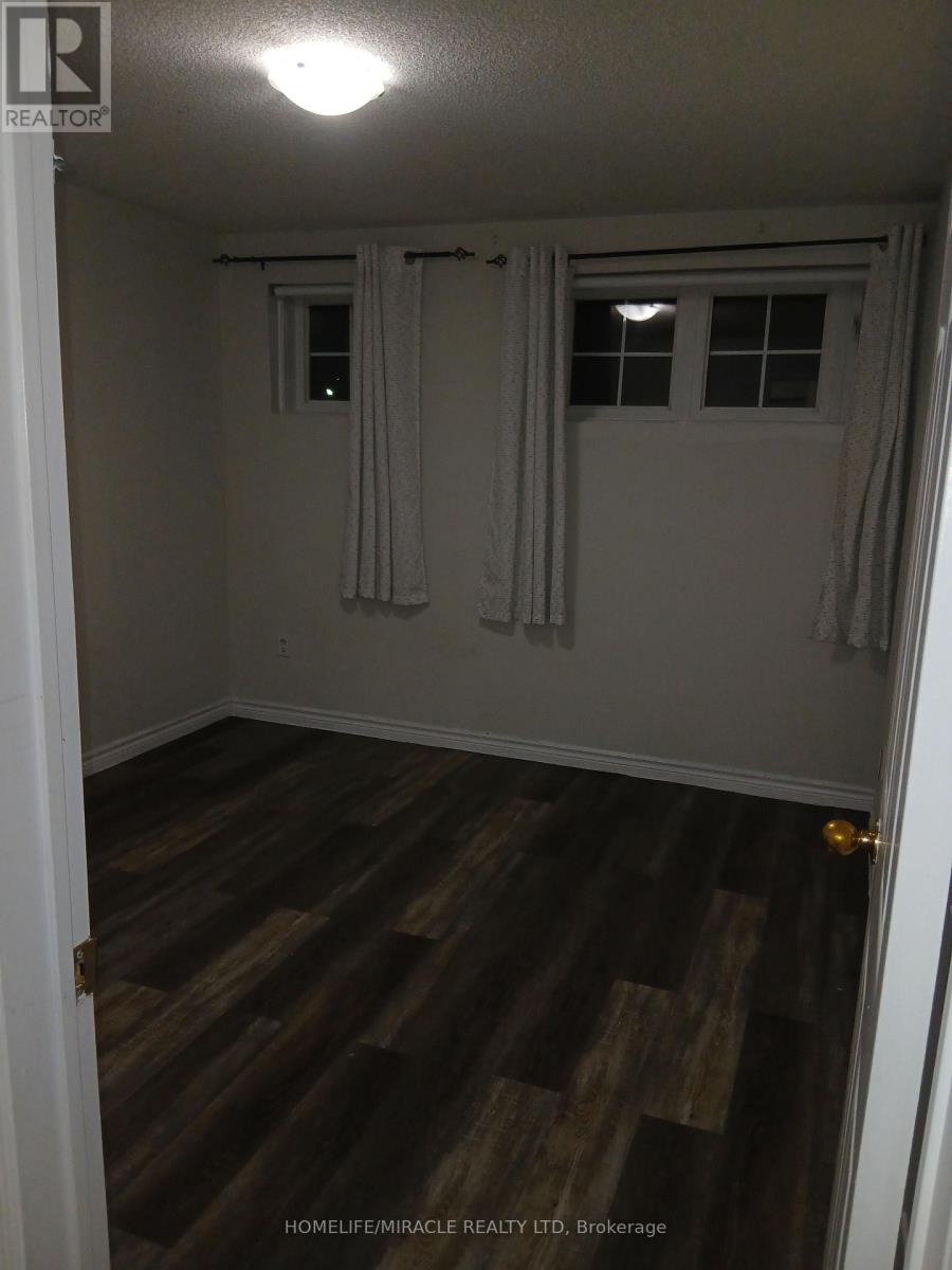 12 - 200 Mclevin Avenue, Toronto, Ontario M1B 6C8 - Photo 3 - E13695650