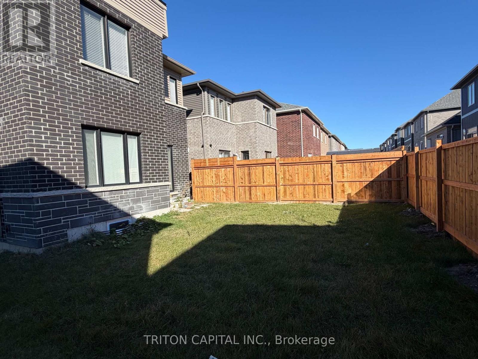 Upper - 75 Wheatfield Road, Barrie, Ontario  L9J 0C2 - Photo 28 - S13868630