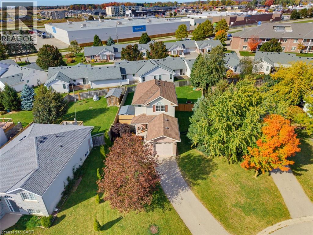 15 Barnett Street, Listowel, Ontario  N4W 3V9 - Photo 2 - 40870588