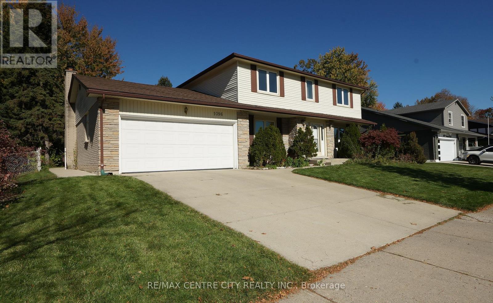 1096 Viscount Road, London South, Ontario  N6K 1H8 - Photo 2 - X14116578