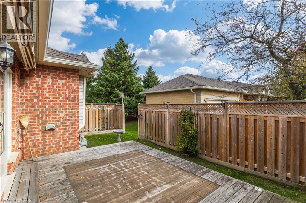 11 Greentrail Drive, Glanbrook, Ontario  L0R 1W0 - Photo 33 - 40873108