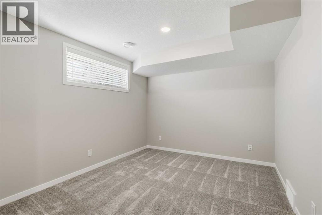 18 Willow Green Link, Cochrane, Alberta  T4C 2S8 - Photo 33 - A2353128