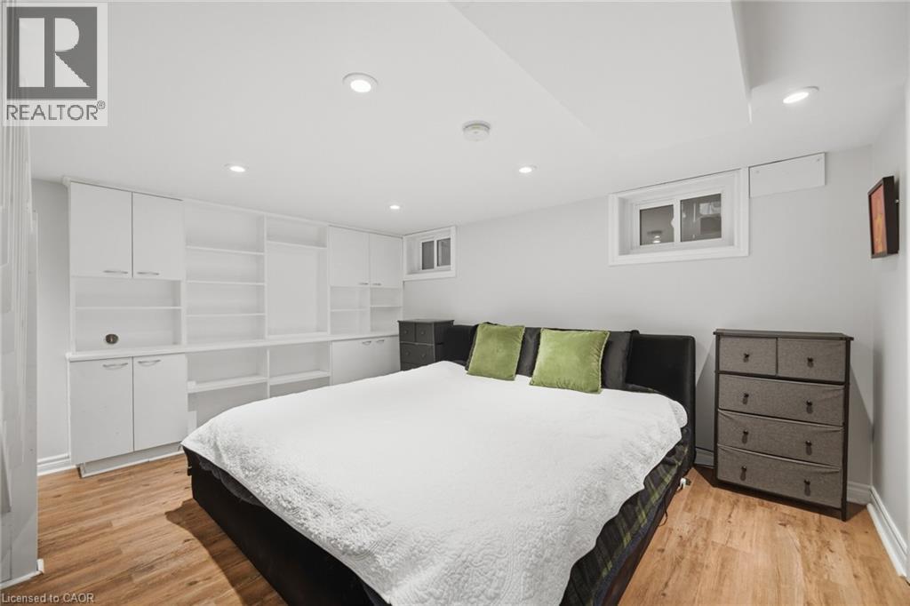 11 Rock Avenue, Kitchener, Ontario  N2M 2N9 - Photo 32 - 40873381