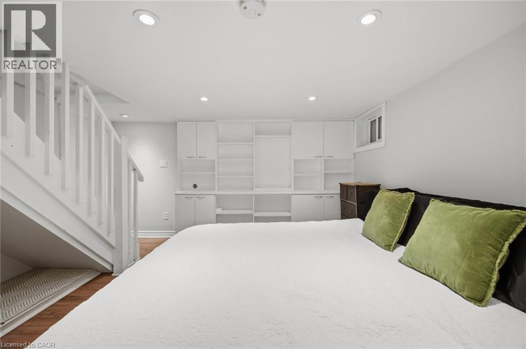 11 Rock Avenue, Kitchener, Ontario  N2M 2N9 - Photo 33 - 40873381