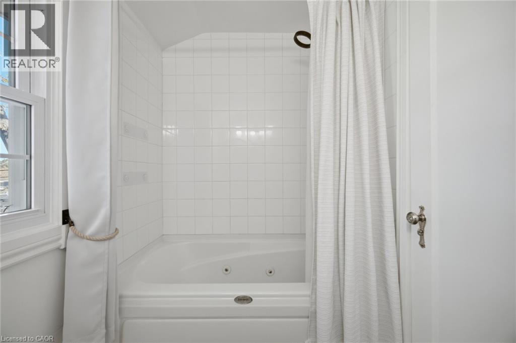 11 Rock Avenue, Kitchener, Ontario  N2M 2N9 - Photo 29 - 40873381