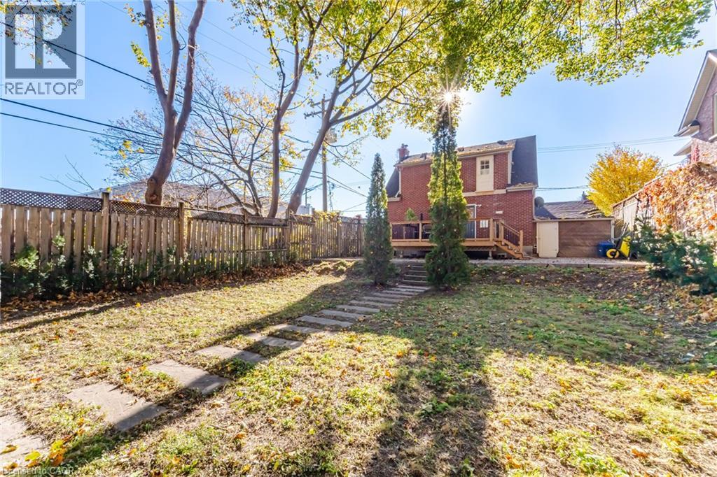 11 Rock Avenue, Kitchener, Ontario  N2M 2N9 - Photo 43 - 40873381