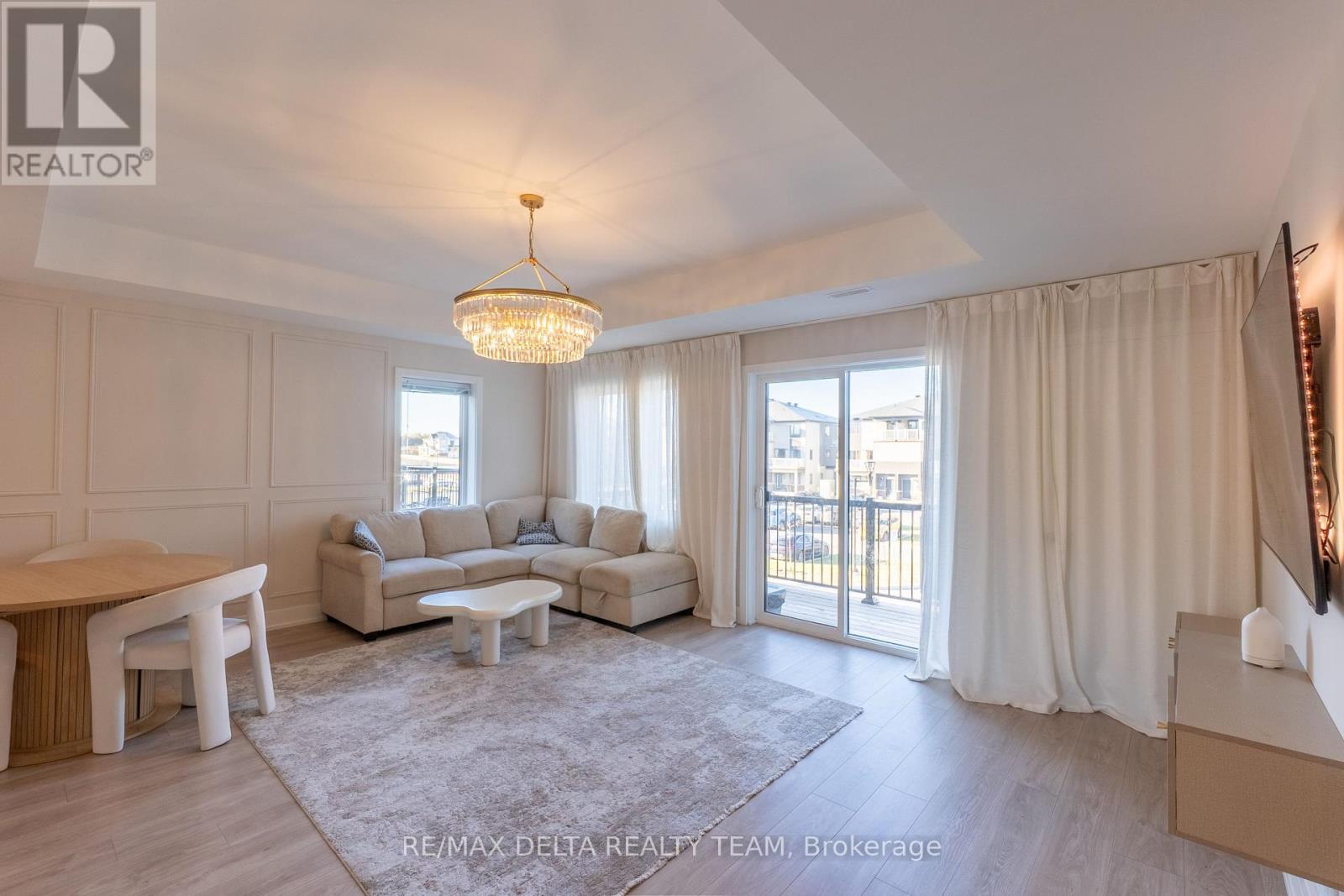 512 Lillian Freiman Private, Ottawa, Ontario  K2J 7K7 - Photo 2 - X14116646