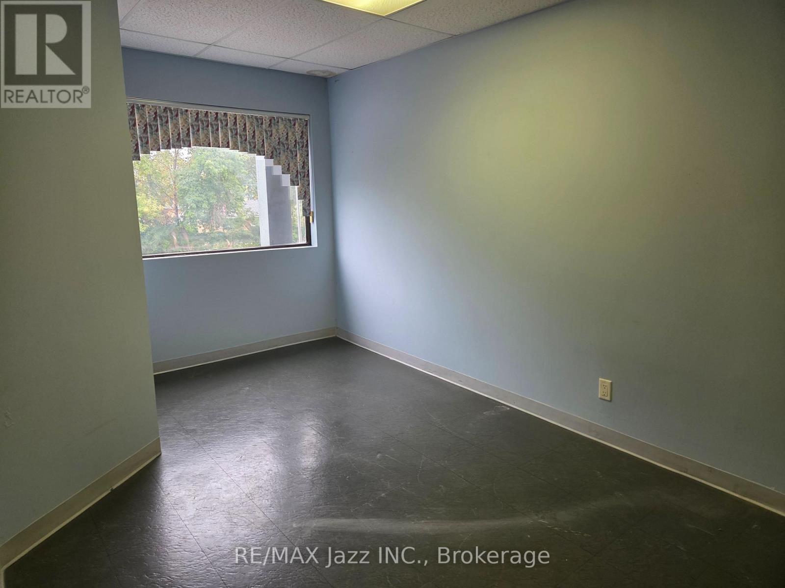 202 - 633 King Street E, Oshawa, Ontario  L1H 1G3 - Photo 8 - E13778778