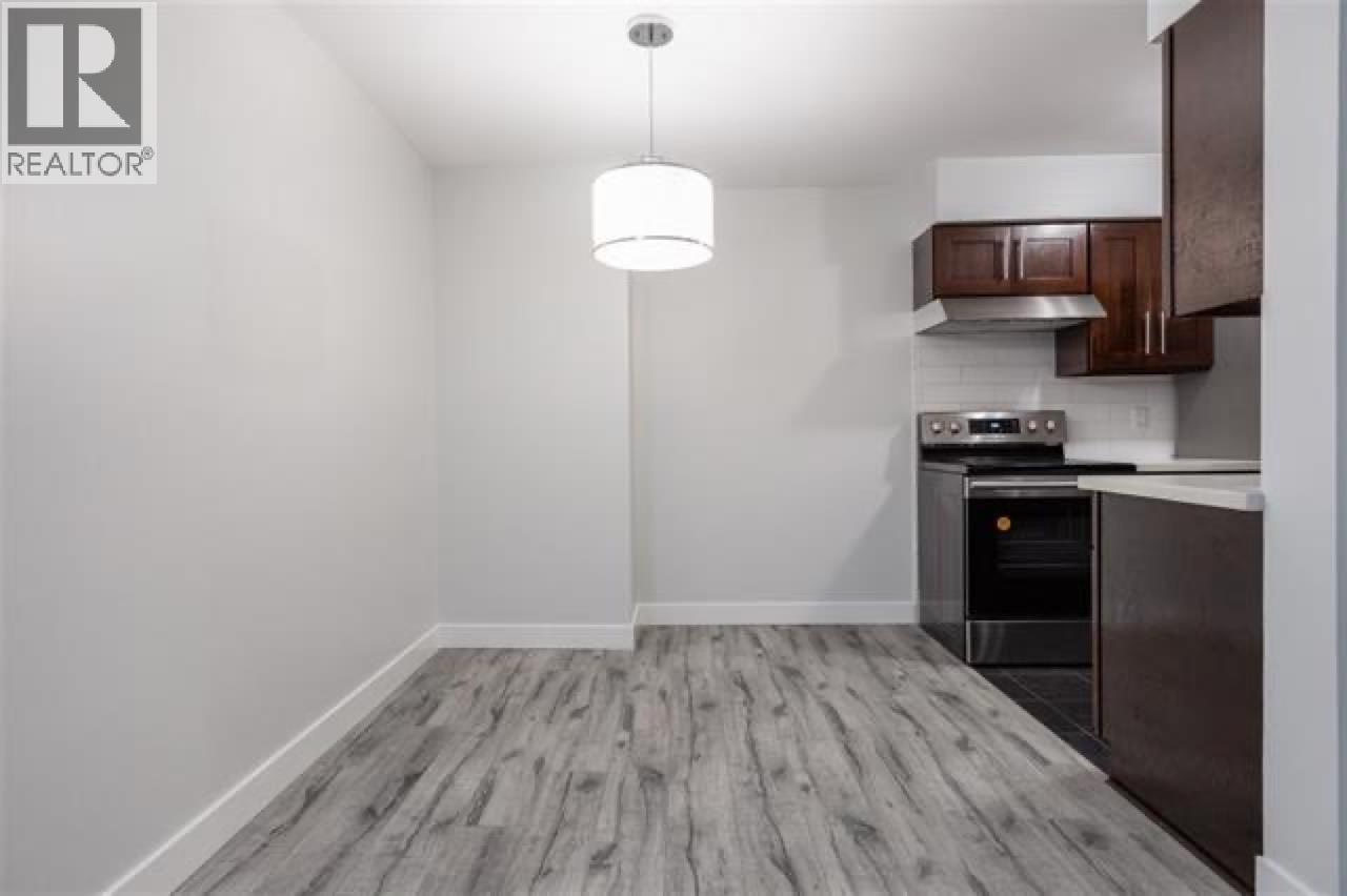 419 9867 Manchester Drive, Burnaby, British Columbia  V3N 4P6 - Photo 12 - R3172395