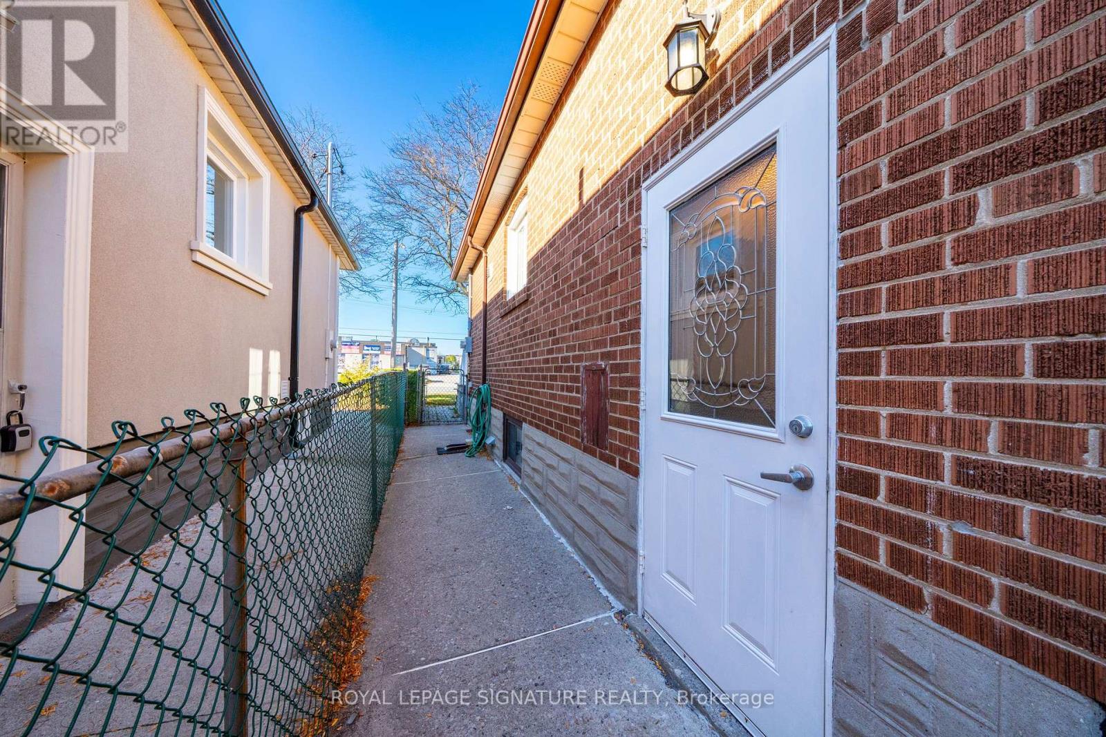 1377 Birchmount Road, Toronto, Ontario  M1P 2E2 - Photo 39 - E14116584