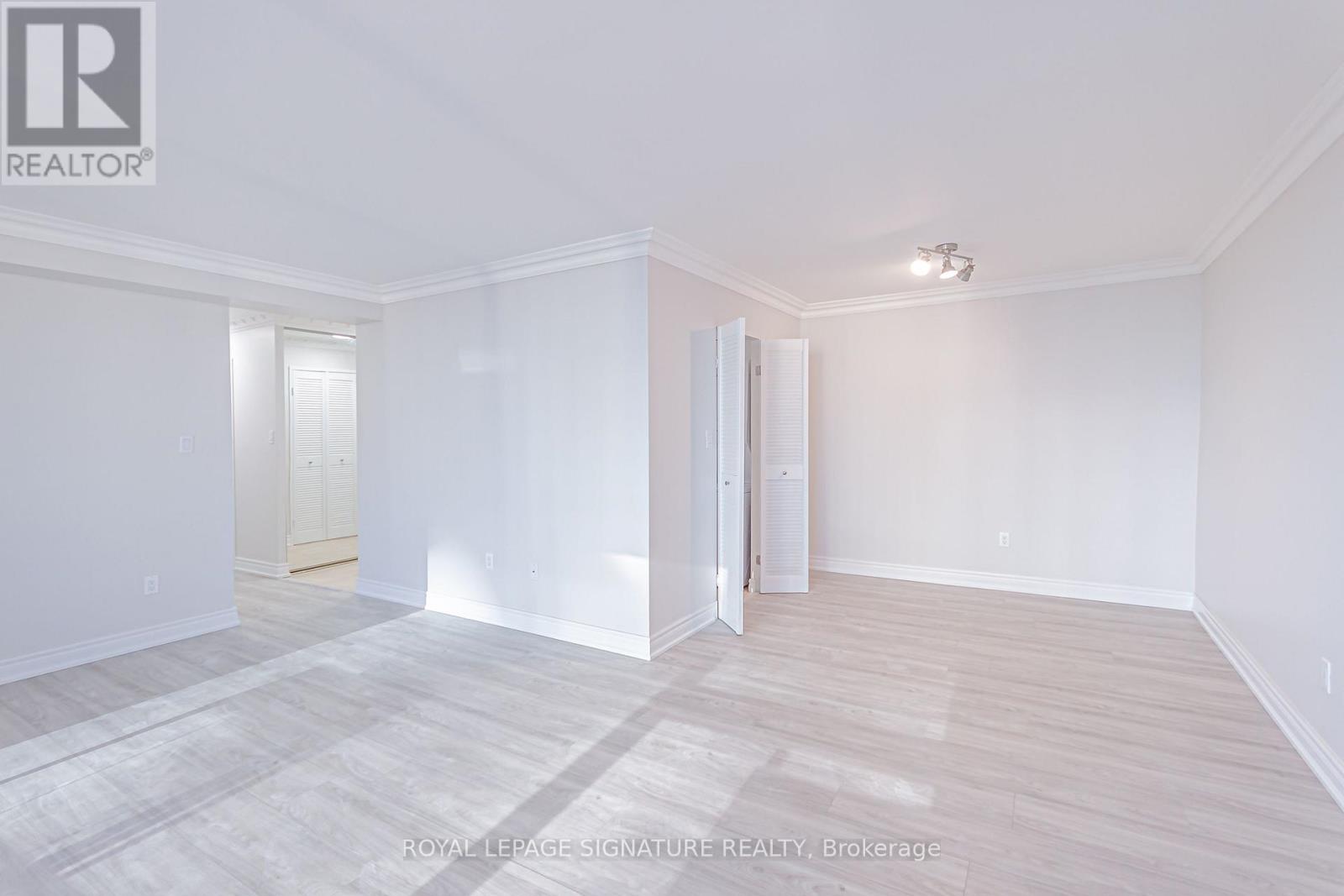 2205 - 50 Quebec Avenue, Toronto, Ontario  M6P 4B4 - Photo 15 - W14116576