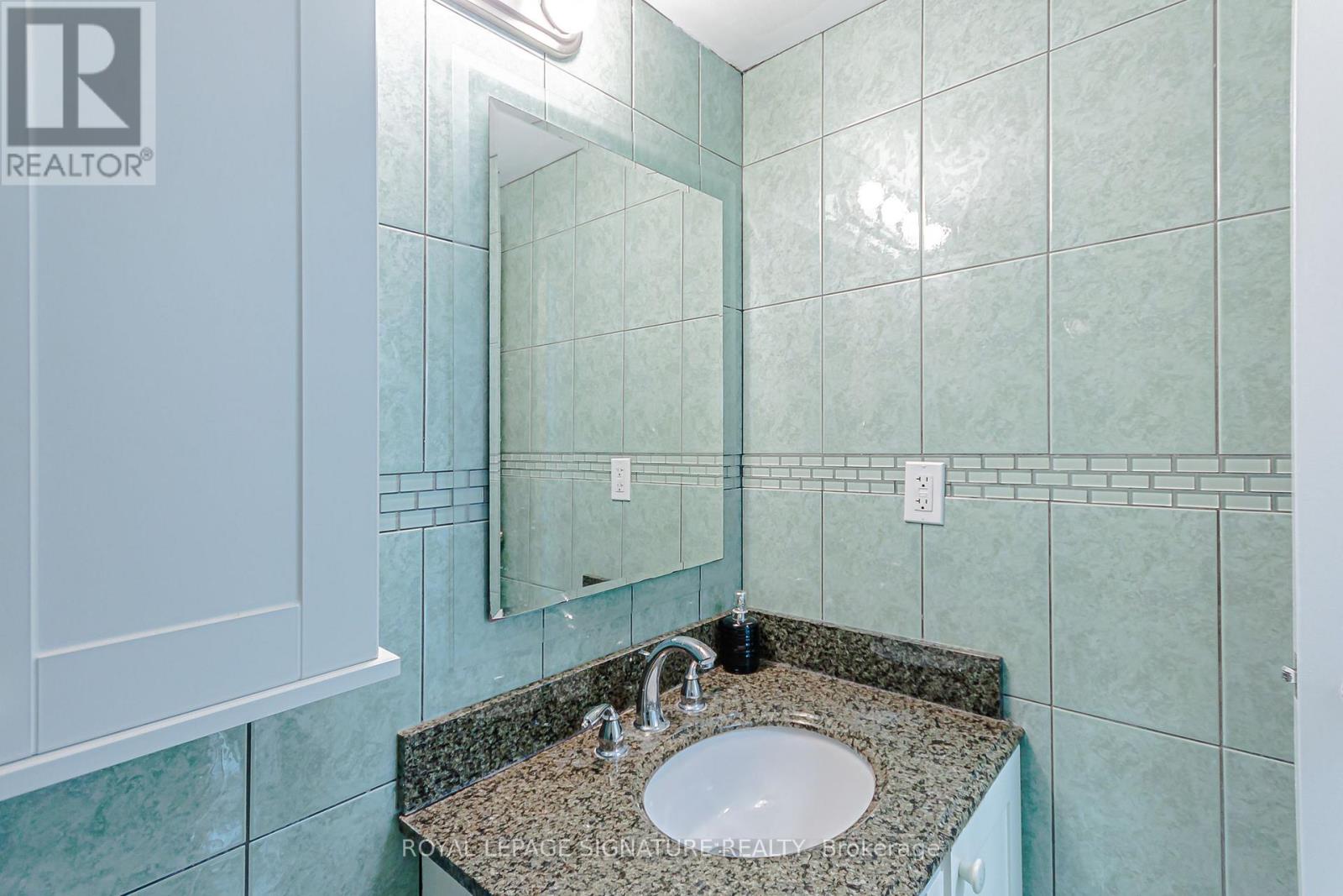 2205 - 50 Quebec Avenue, Toronto, Ontario  M6P 4B4 - Photo 20 - W14116576