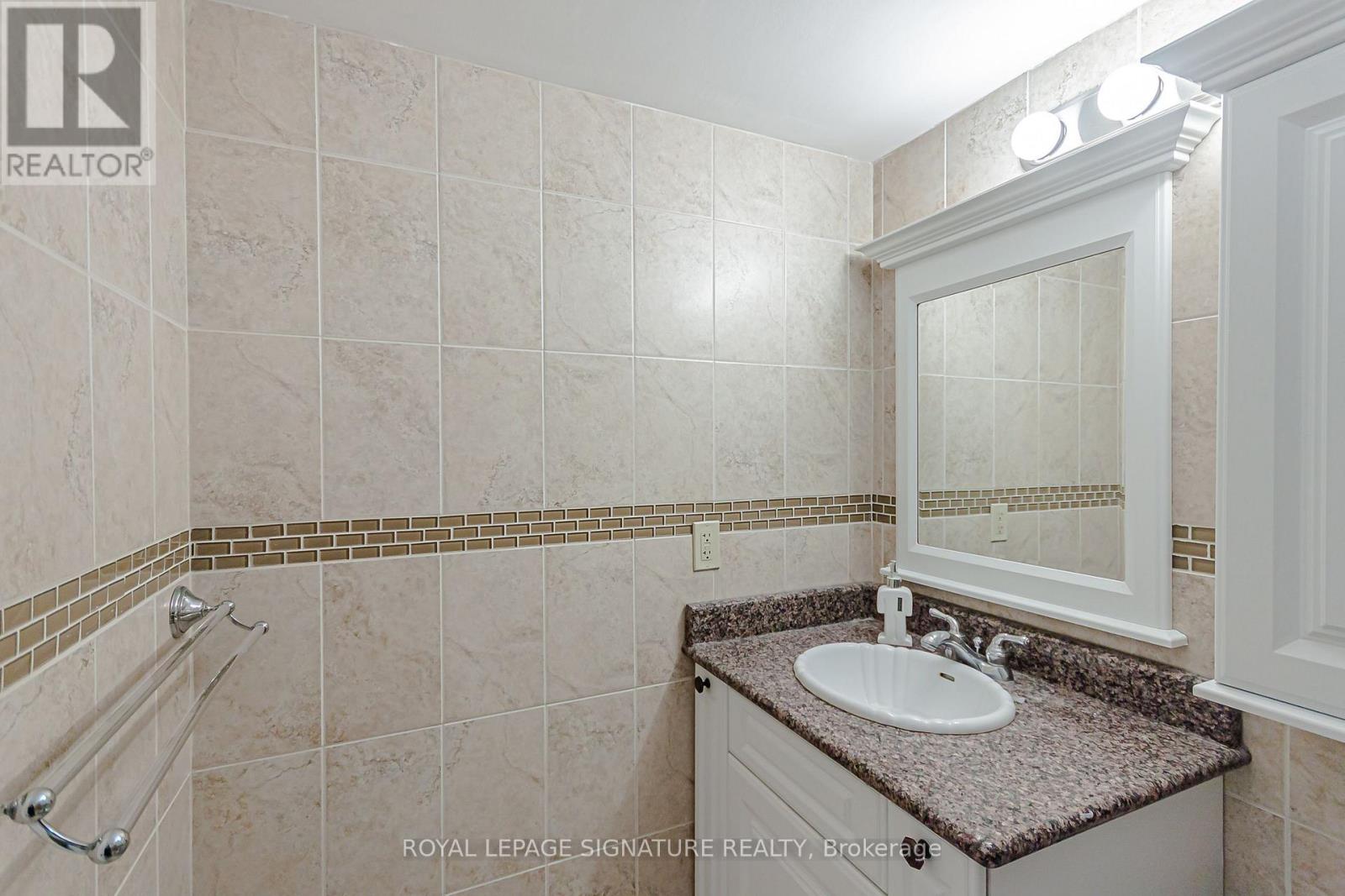 2205 - 50 Quebec Avenue, Toronto, Ontario  M6P 4B4 - Photo 26 - W14116576