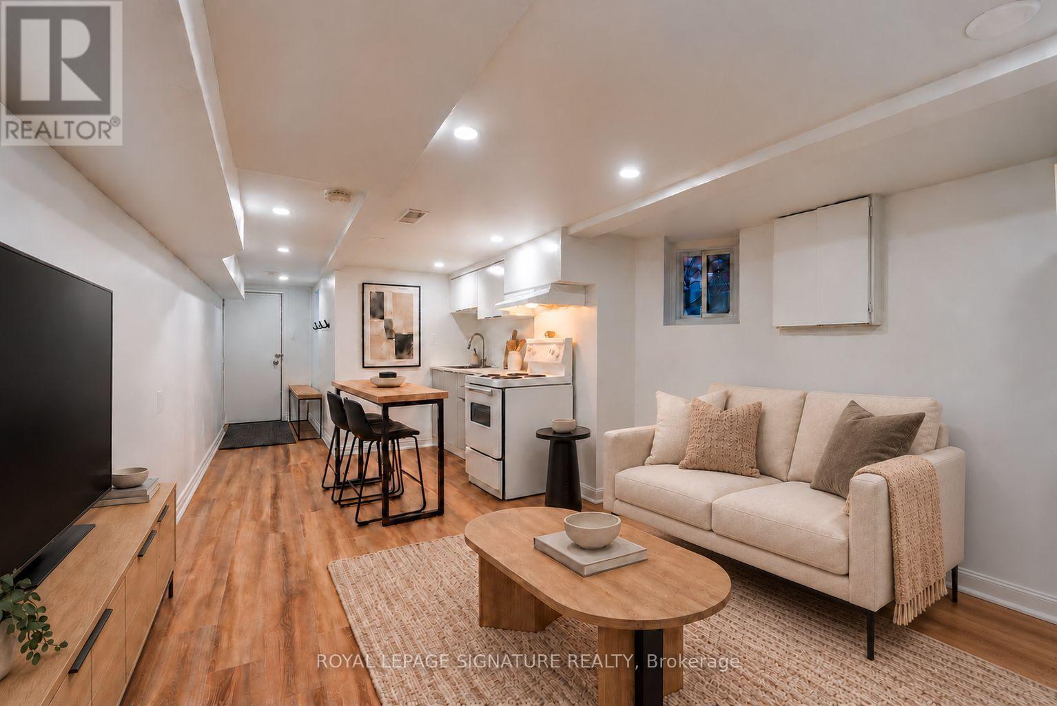 Lower - 1043 Ossington Avenue, Toronto (Dovercourt-Wallace Emerson-Junction), Ontario  M6G 3V9 - Photo 2 - W14116608