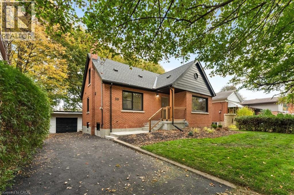 39 West 21st Street, Hamilton, Ontario  L9C 4M6 - Photo 4 - 40873705