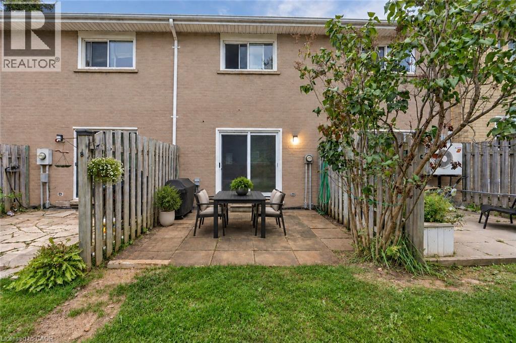 655 Albert Street Unit# C, Waterloo, Ontario  N2L 3V5 - Photo 12 - 40874030