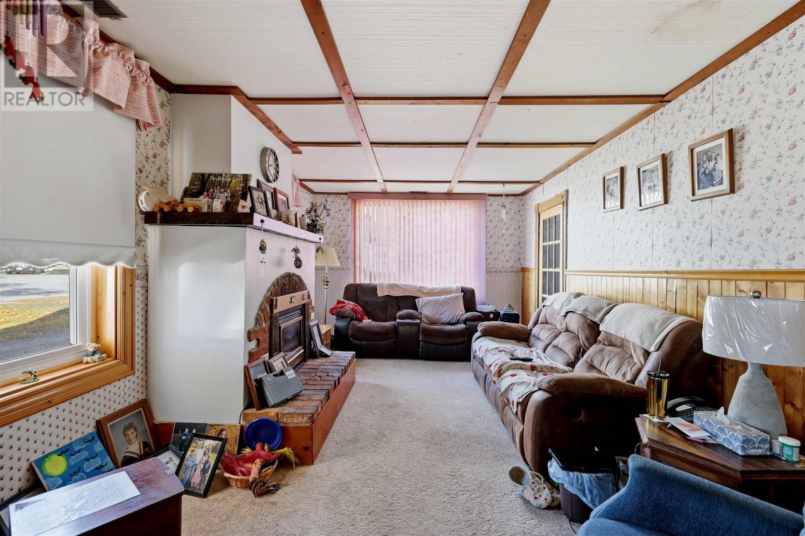 11 Huron St E, Thessalon, Ontario  P0R 1L0 - Photo 4 - SM262984