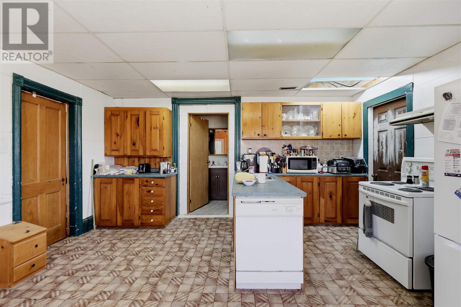 11 Huron St E, Thessalon, Ontario  P0R 1L0 - Photo 8 - SM262984