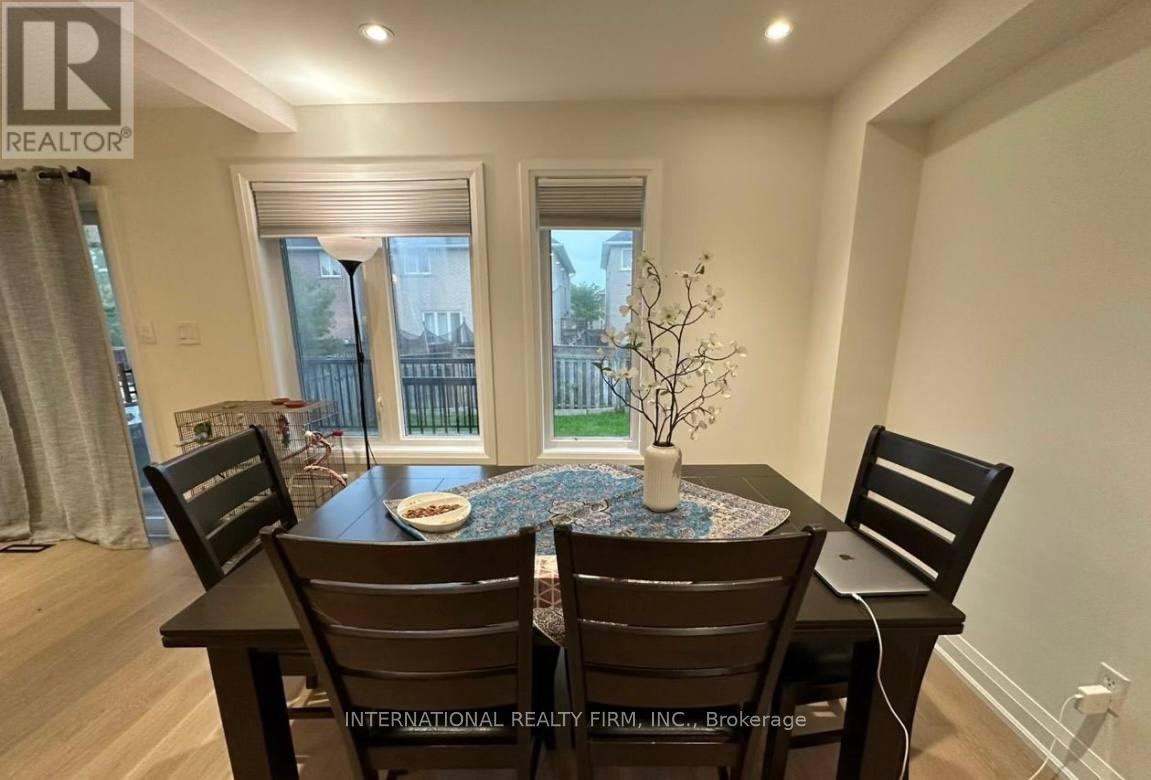 6 Woodhaven Crescent, Richmond Hill, Ontario  L4E 3T1 - Photo 13 - N14028028