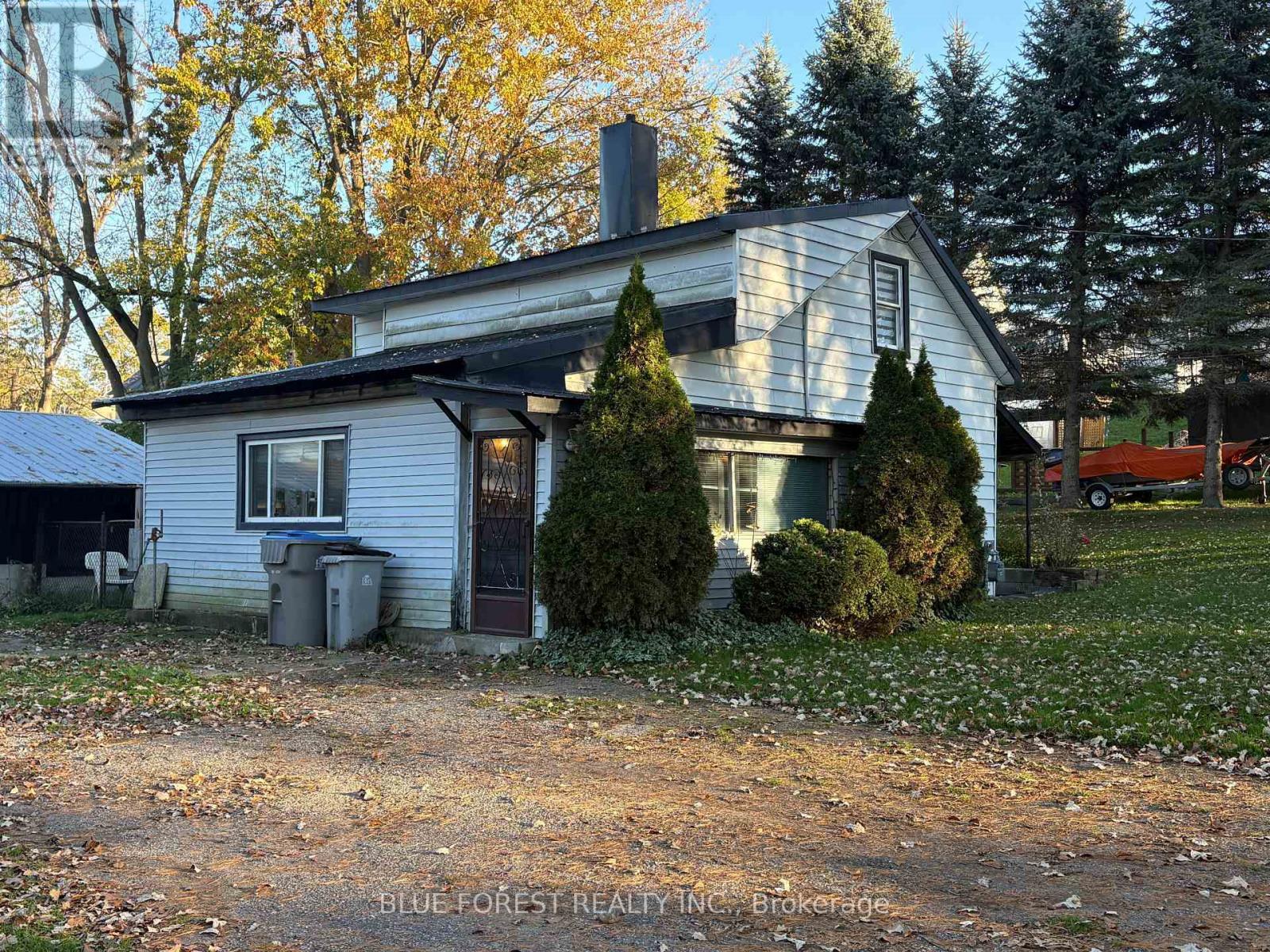 15 Charles Street N, St. Marys, Ontario  N4X 1C1 - Photo 2 - X14116866