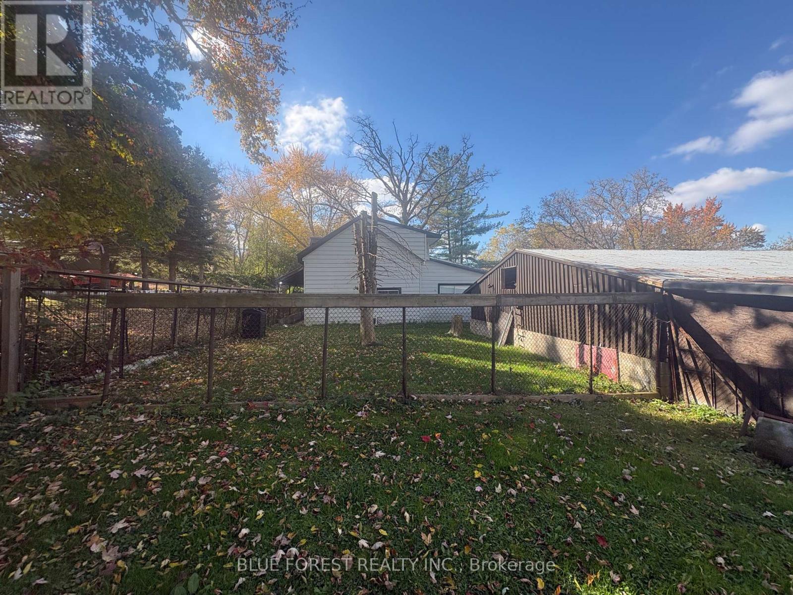 15 Charles Street N, St. Marys, Ontario  N4X 1C1 - Photo 3 - X14116866