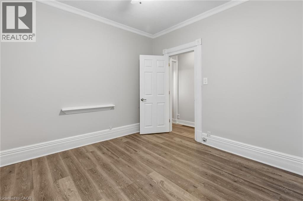 100 Queen Street W, Cambridge, Ontario  N3C 1G3 - Photo 15 - 40872185