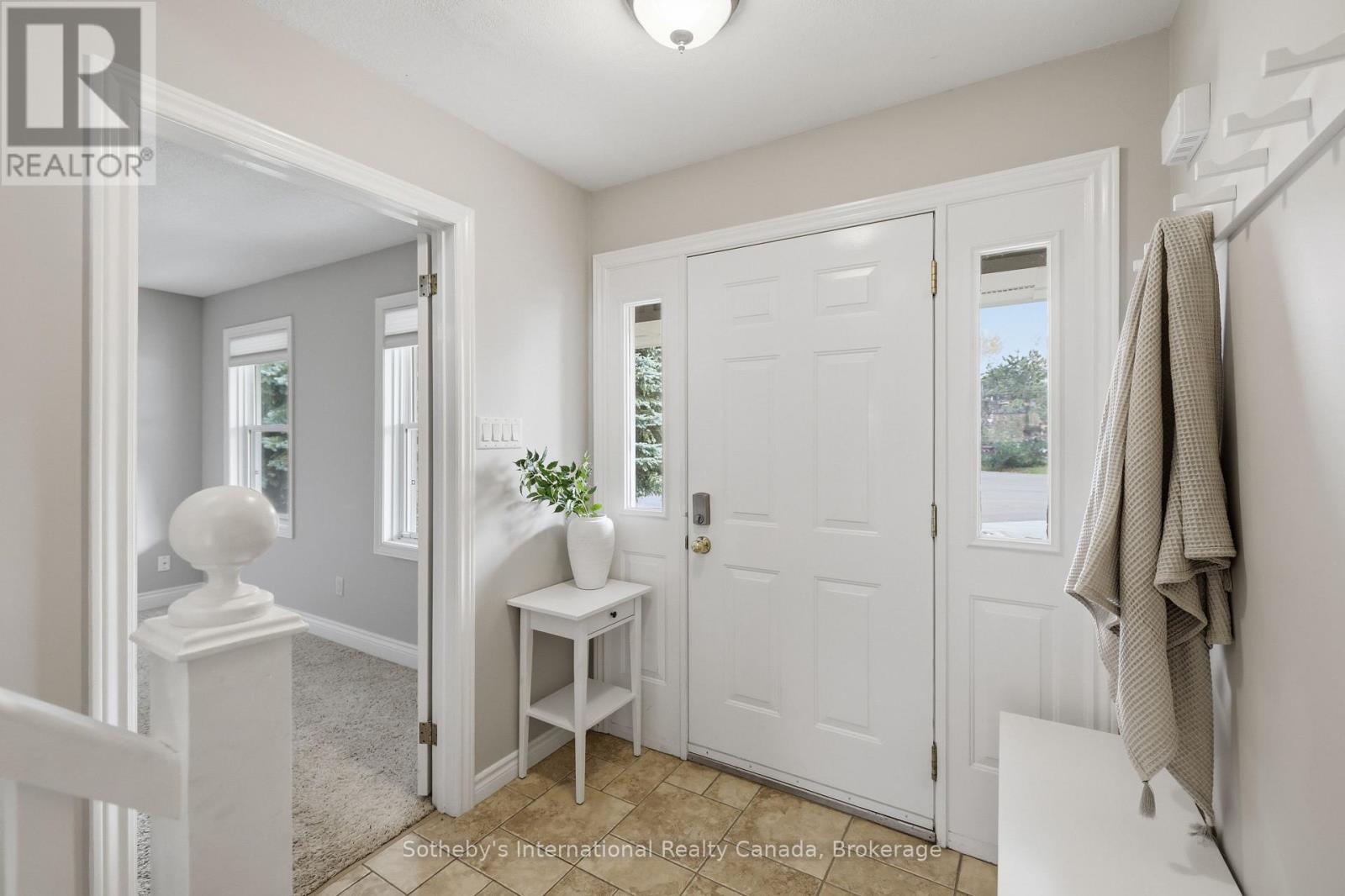 104 Laurie's Court, Blue Mountains, Ontario  L9Y 0L4 - Photo 4 - X14116820