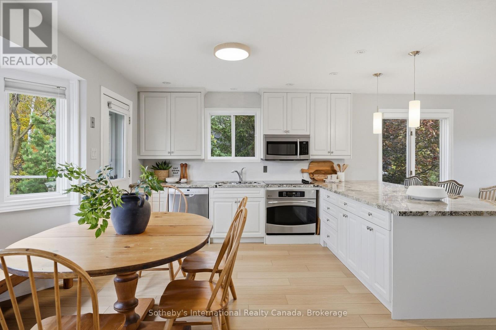 104 Laurie's Court, Blue Mountains, Ontario  L9Y 0L4 - Photo 6 - X14116820