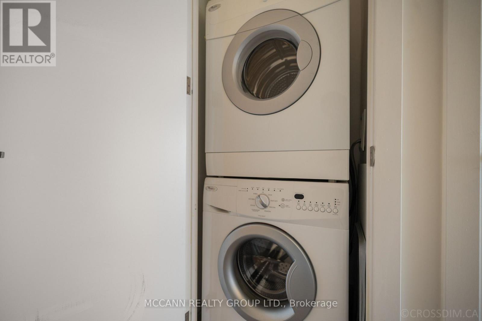 1602 - 111 St Clair Avenue W, Toronto (Yonge-St. Clair), Ontario  M4V 1N5 - Photo 19 - C14116720
