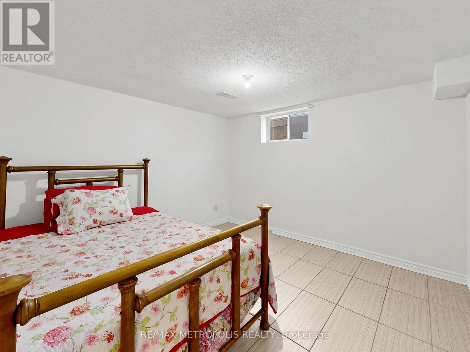 37 Levitt Court, Toronto, Ontario  M2R 3P8 - Photo 17 - C14116800