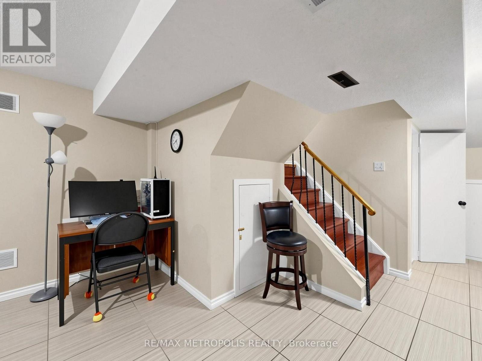 37 Levitt Court, Toronto, Ontario  M2R 3P8 - Photo 22 - C14116800